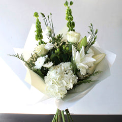 White Christmas Bouquet